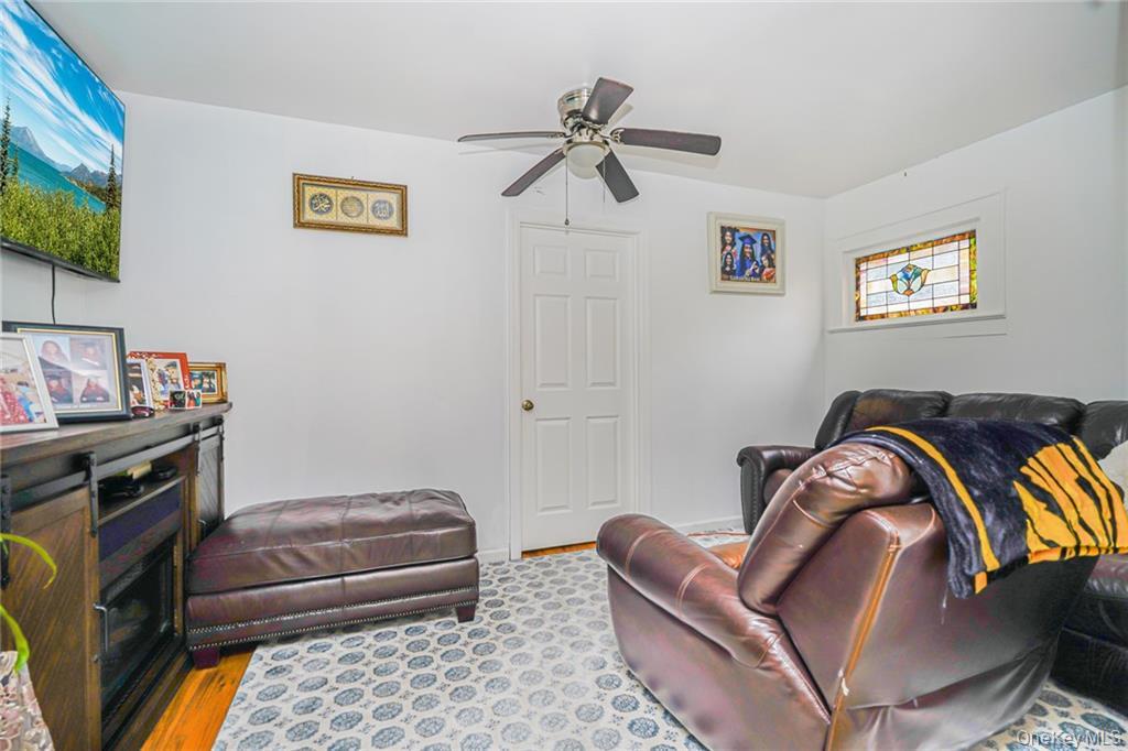 #12 photo, 145-37 179th, Jamaica , NY 11434