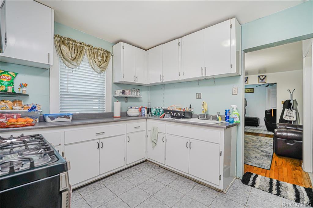 #14 photo, 145-37 179th, Jamaica , NY 11434