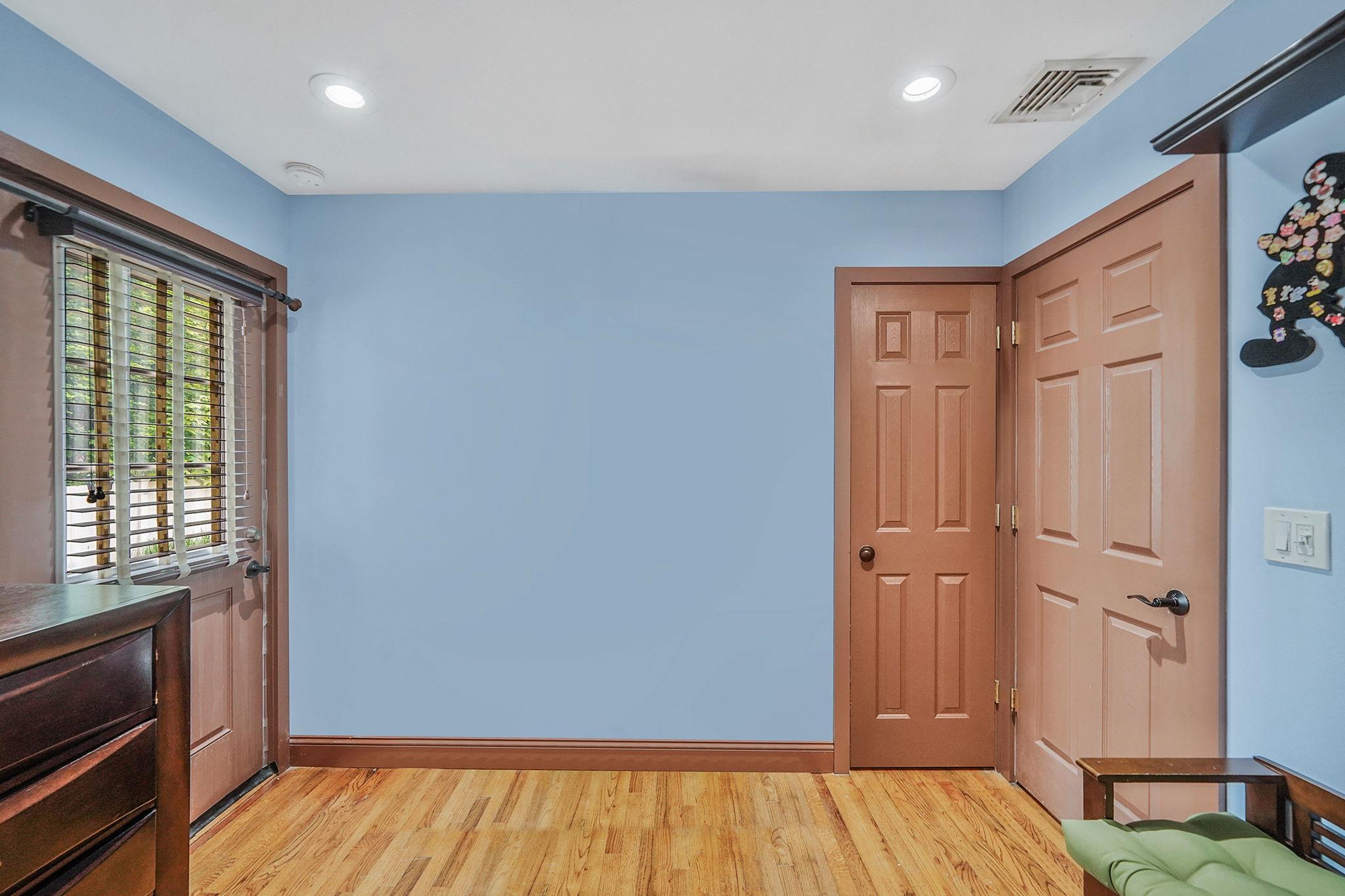 #13 photo, 2 Burnett Avenue, サフォーク郡 Bay Shore , NY 11706