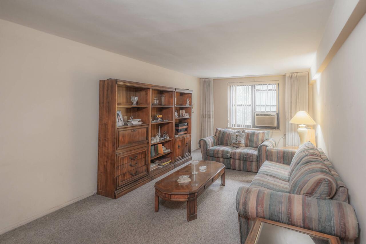 #5 photo, 32-25 91st Street, クイーンズ区 East Elmhurst , NY 11369