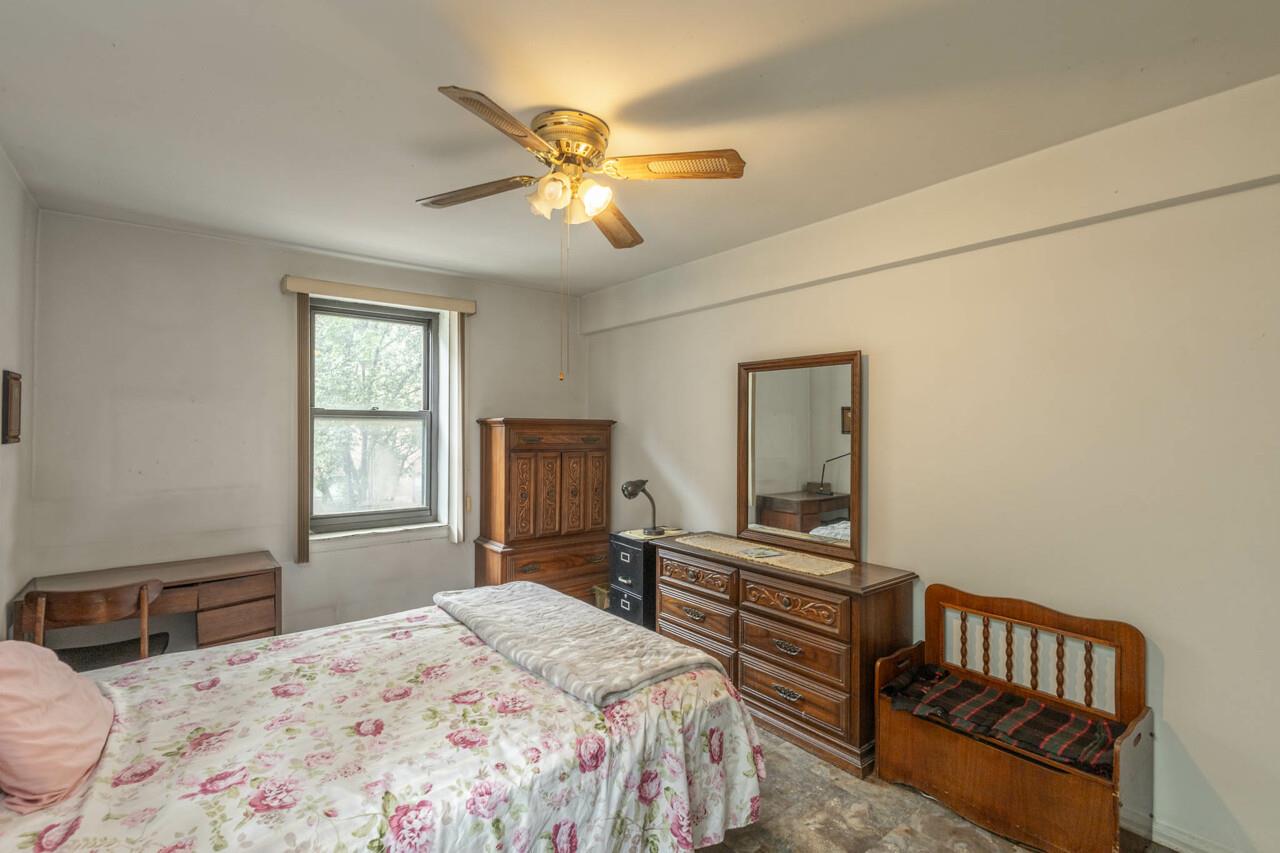 #9 photo, 32-25 91st Street, クイーンズ区 East Elmhurst , NY 11369