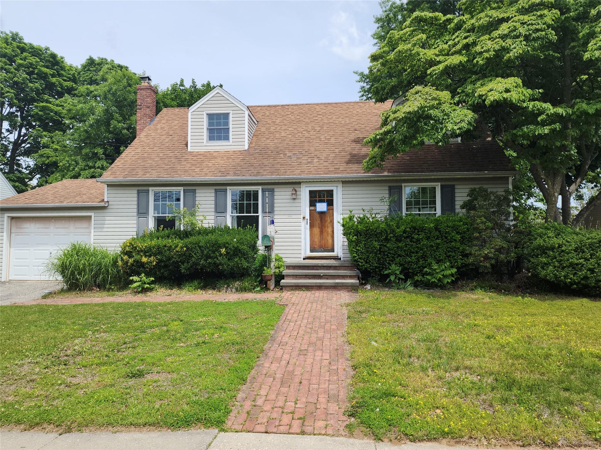 #1 photo, 337 N Boston Avenue, Massapequa , NY 11758
