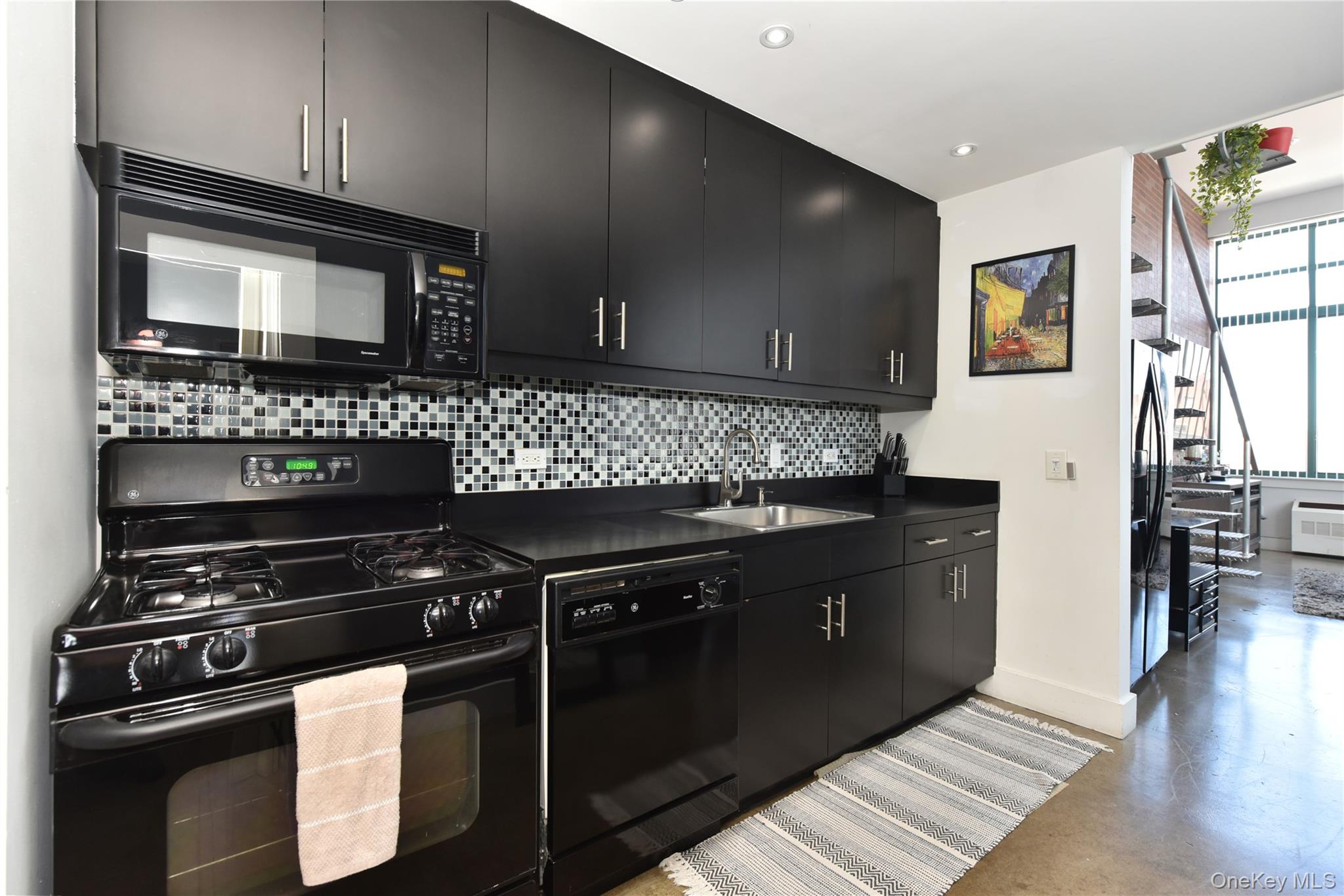 #10 photo, 70 S Main Street, Freeport , NY 11520