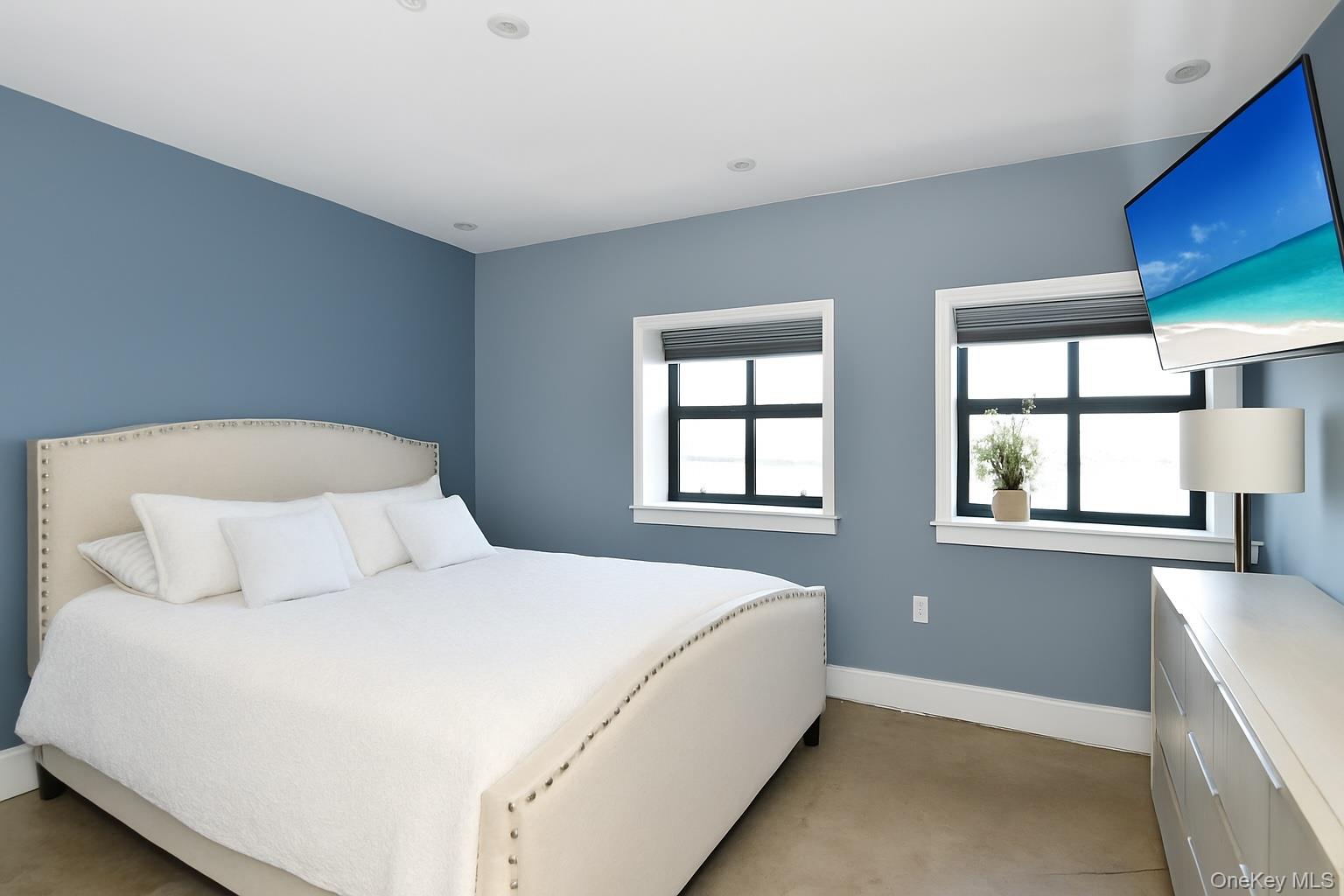 #11 photo, 70 S Main Street, Freeport , NY 11520