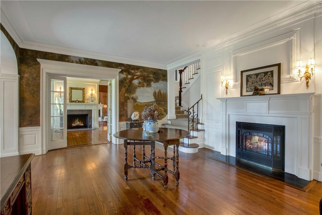 #4 photo, 122 Circuit Road, Tuxedo Park , NY 10987