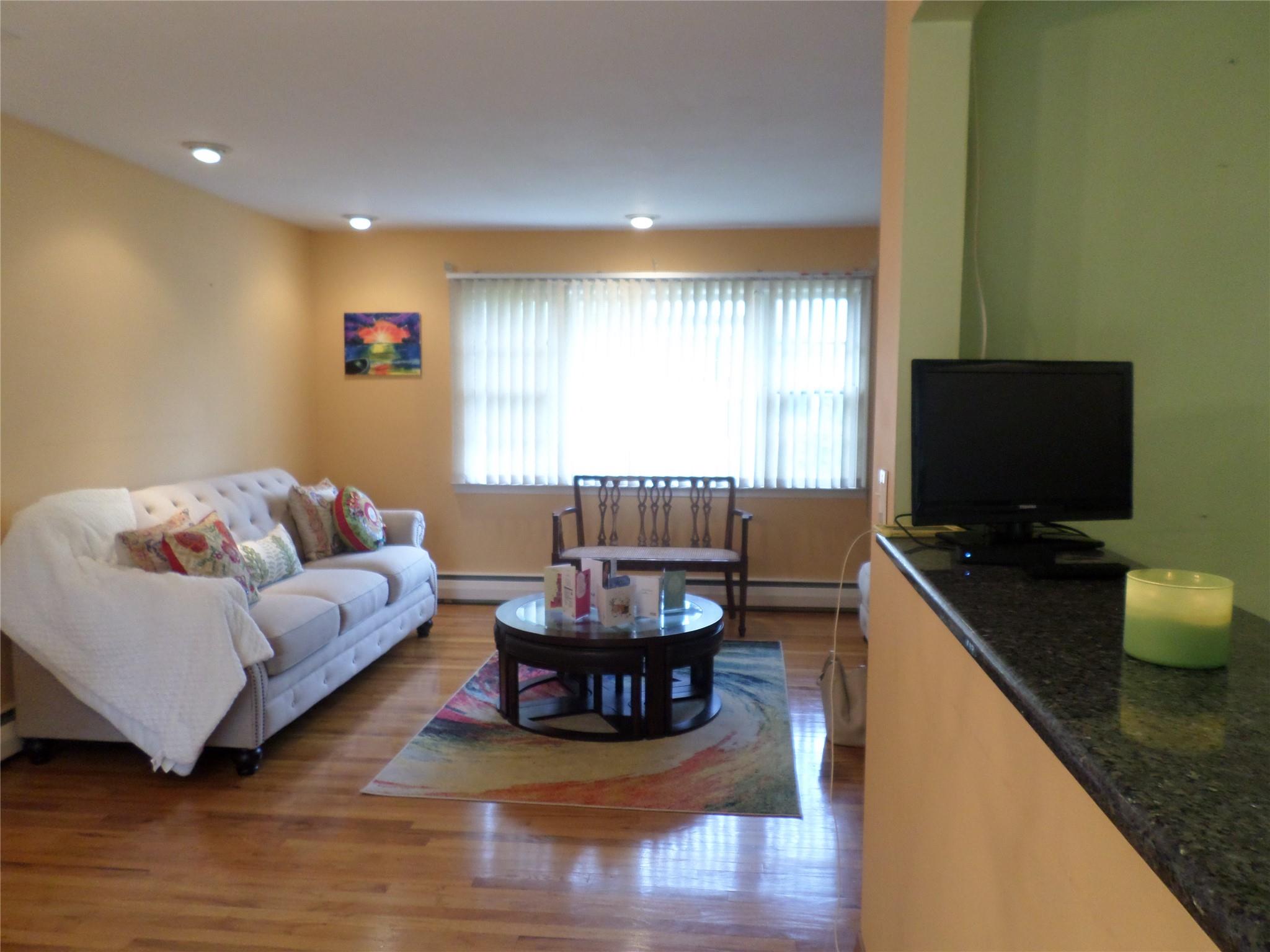 #9 photo, 17 Johanna Lane, 紐約州 Monsey , NY 10952