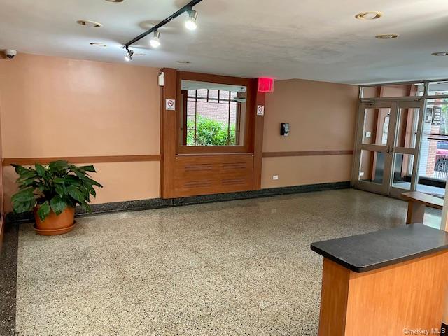 #2 photo, 33-45 92 Street, クイーンズ区 Jackson Heights , NY 11372