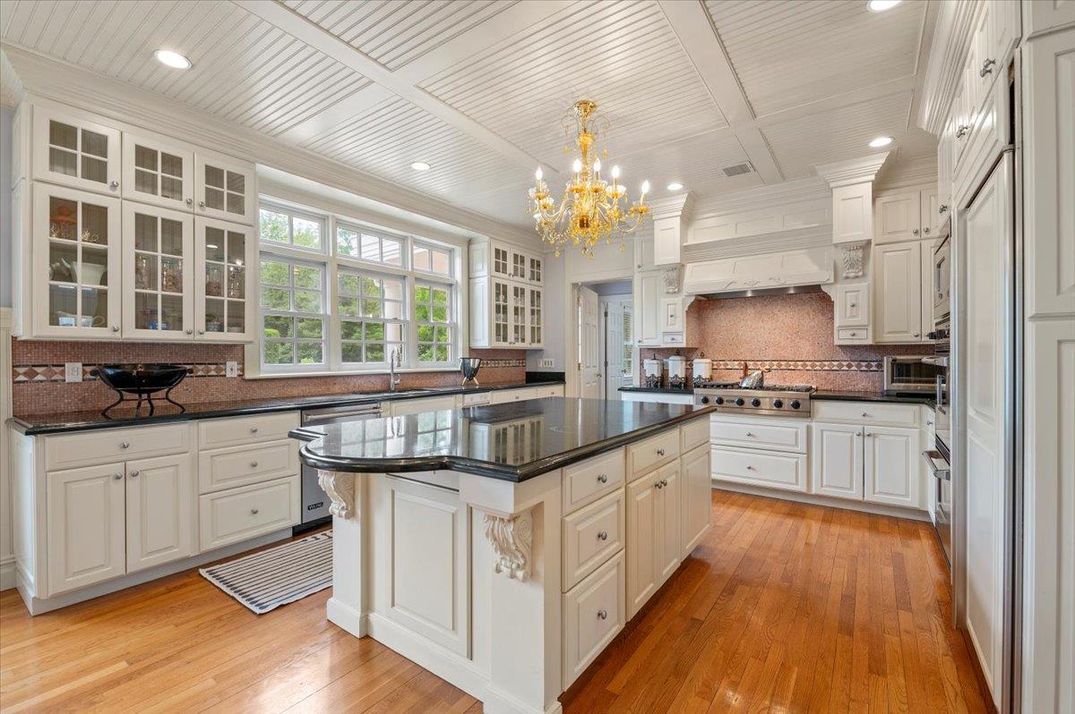 #17 photo, 2 Pen Mor Drive, Muttontown , NY 11732