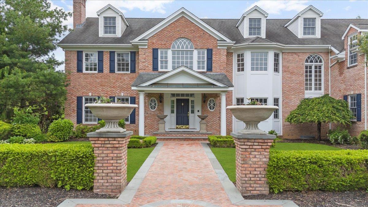 #3 photo, 2 Pen Mor Drive, Muttontown , NY 11732