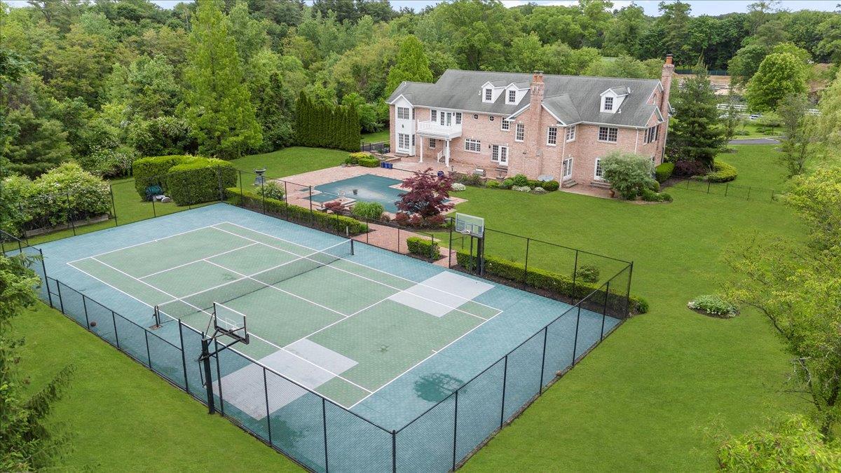 #9 photo, 2 Pen Mor Drive, Muttontown , NY 11732