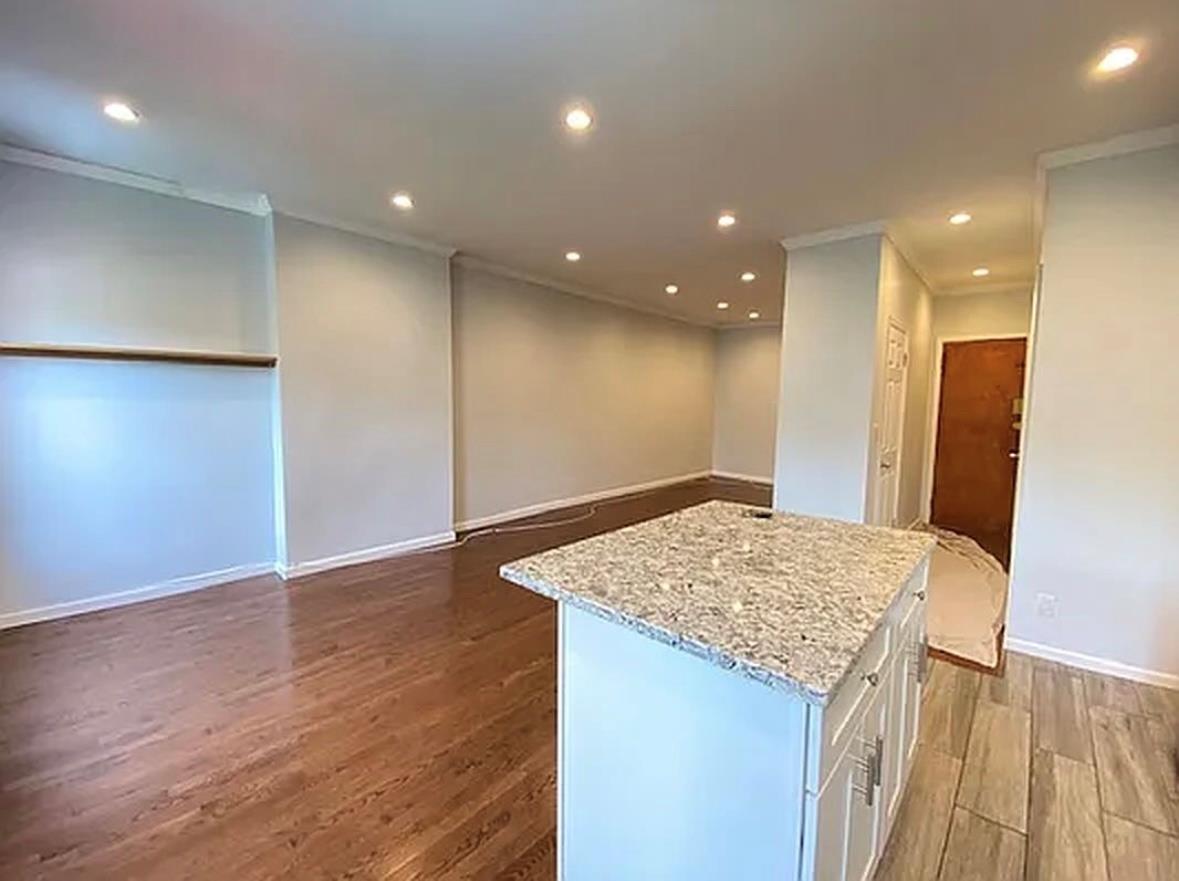 #10 photo, 5840 Catalpa Avenue, Ridgewood , NY 11385