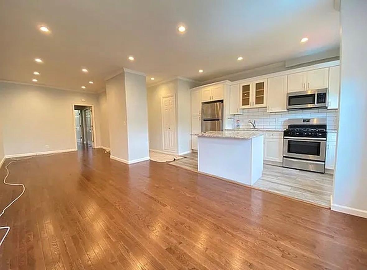 #3 photo, 5840 Catalpa Avenue, Ridgewood , NY 11385