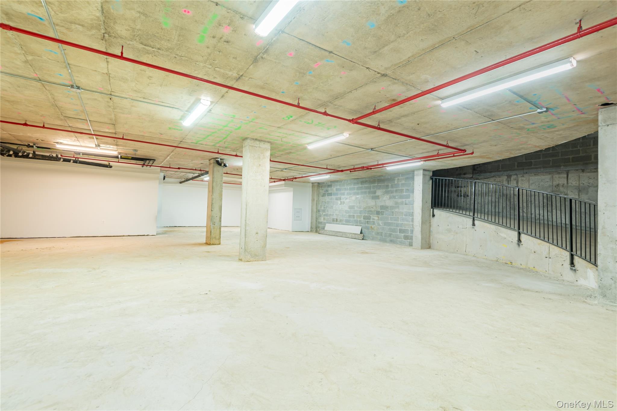 #10 photo, 30-43 31st Street, クイーンズ区 Astoria , NY 11102