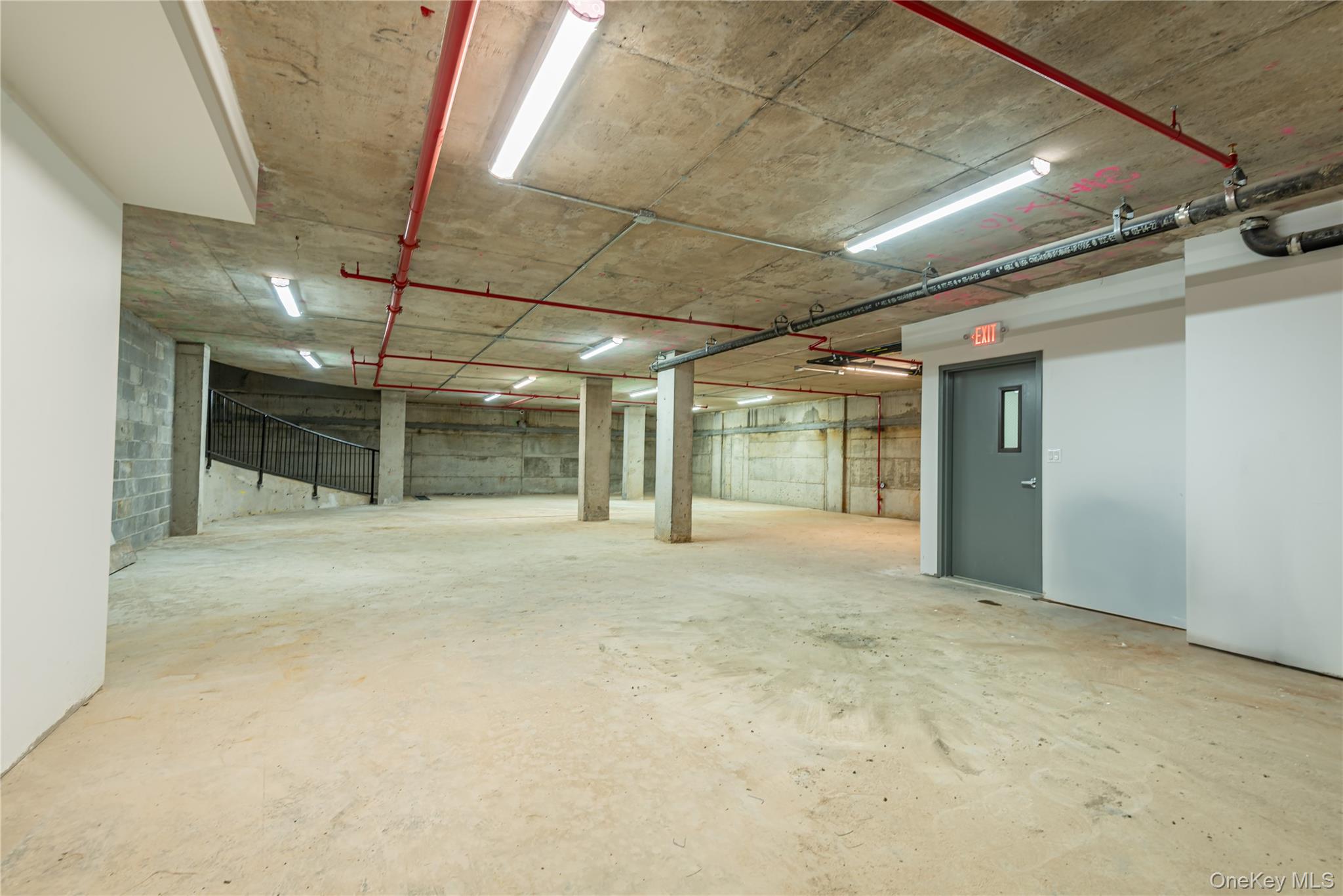 #11 photo, 30-43 31st Street, クイーンズ区 Astoria , NY 11102