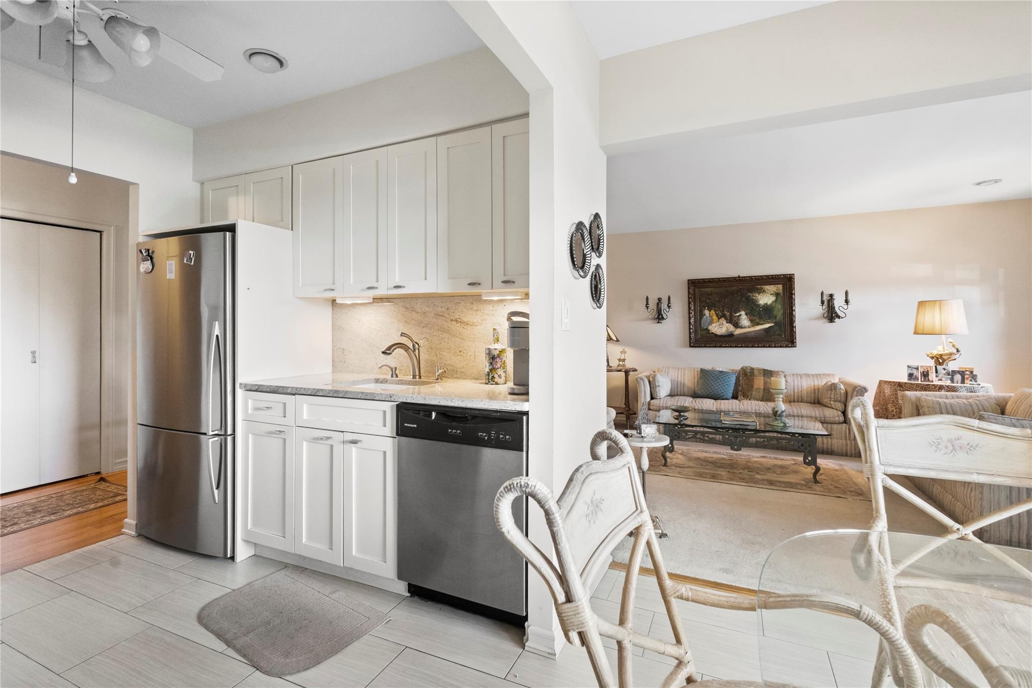 #14 photo, 12 Florence Avenue, Нассау ‖ Freeport , NY 11520