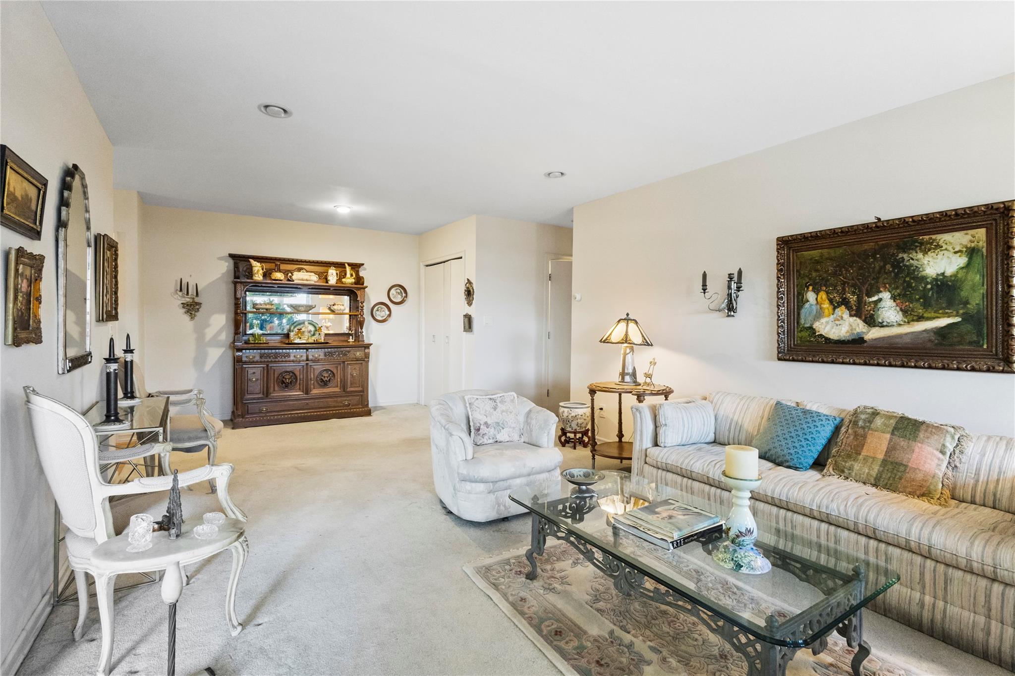 #15 photo, 12 Florence Avenue, Нассау ‖ Freeport , NY 11520