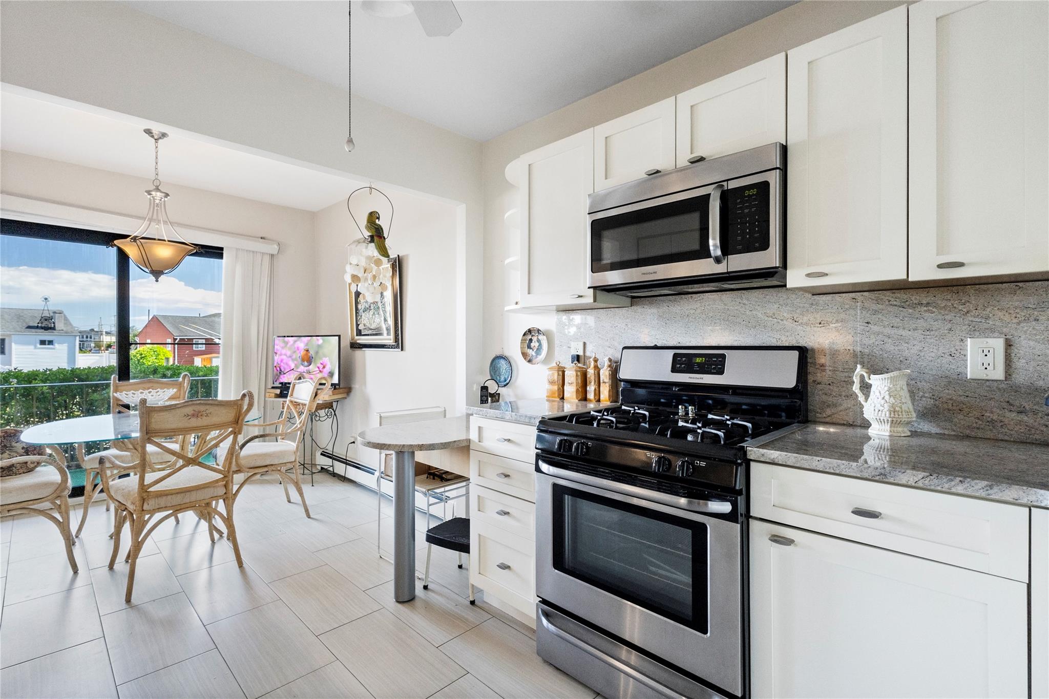 #8 photo, 12 Florence Avenue, Нассау ‖ Freeport , NY 11520