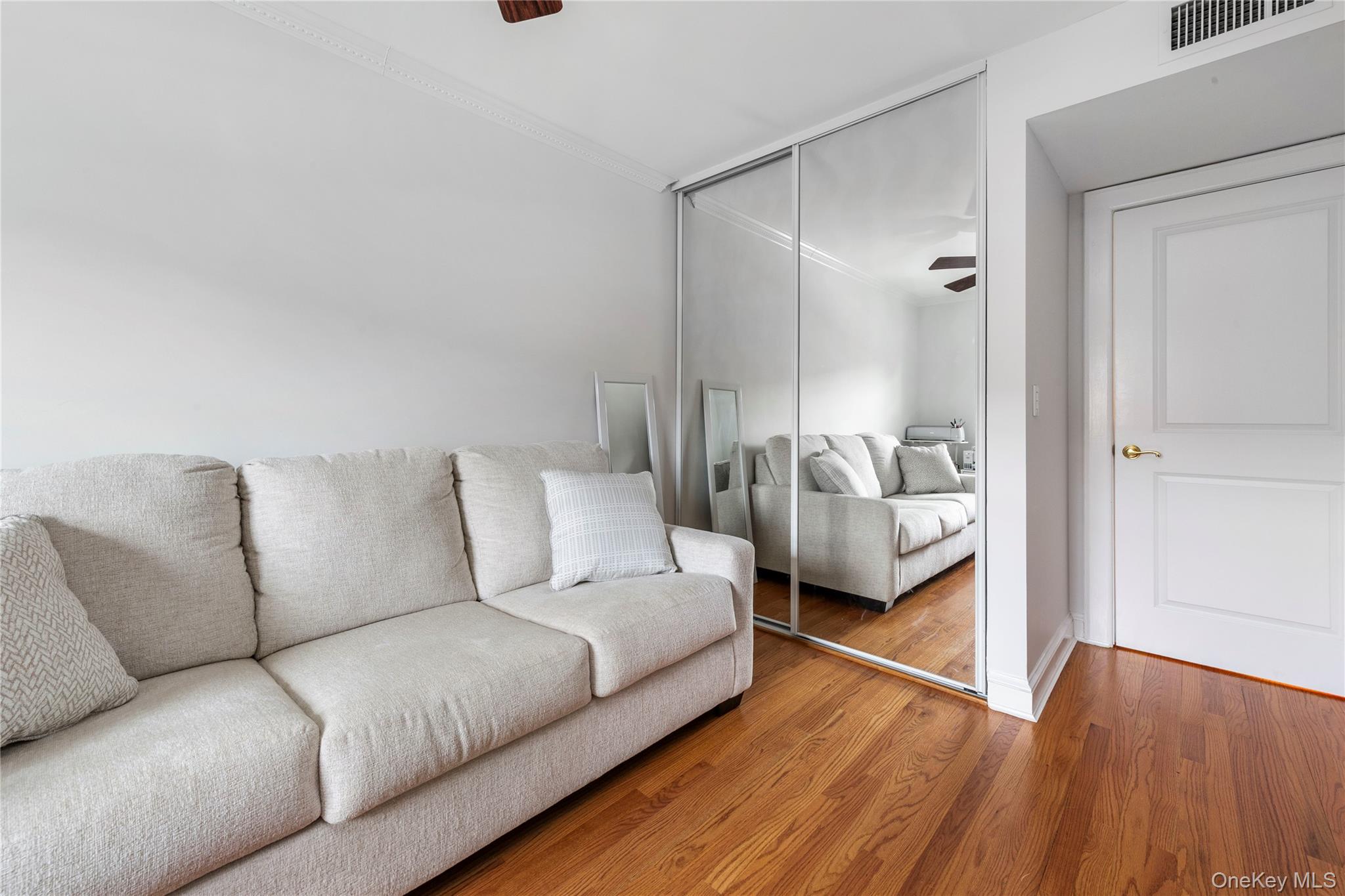 #8 photo, 1229 Estates Lane, Bayside , NY 11360