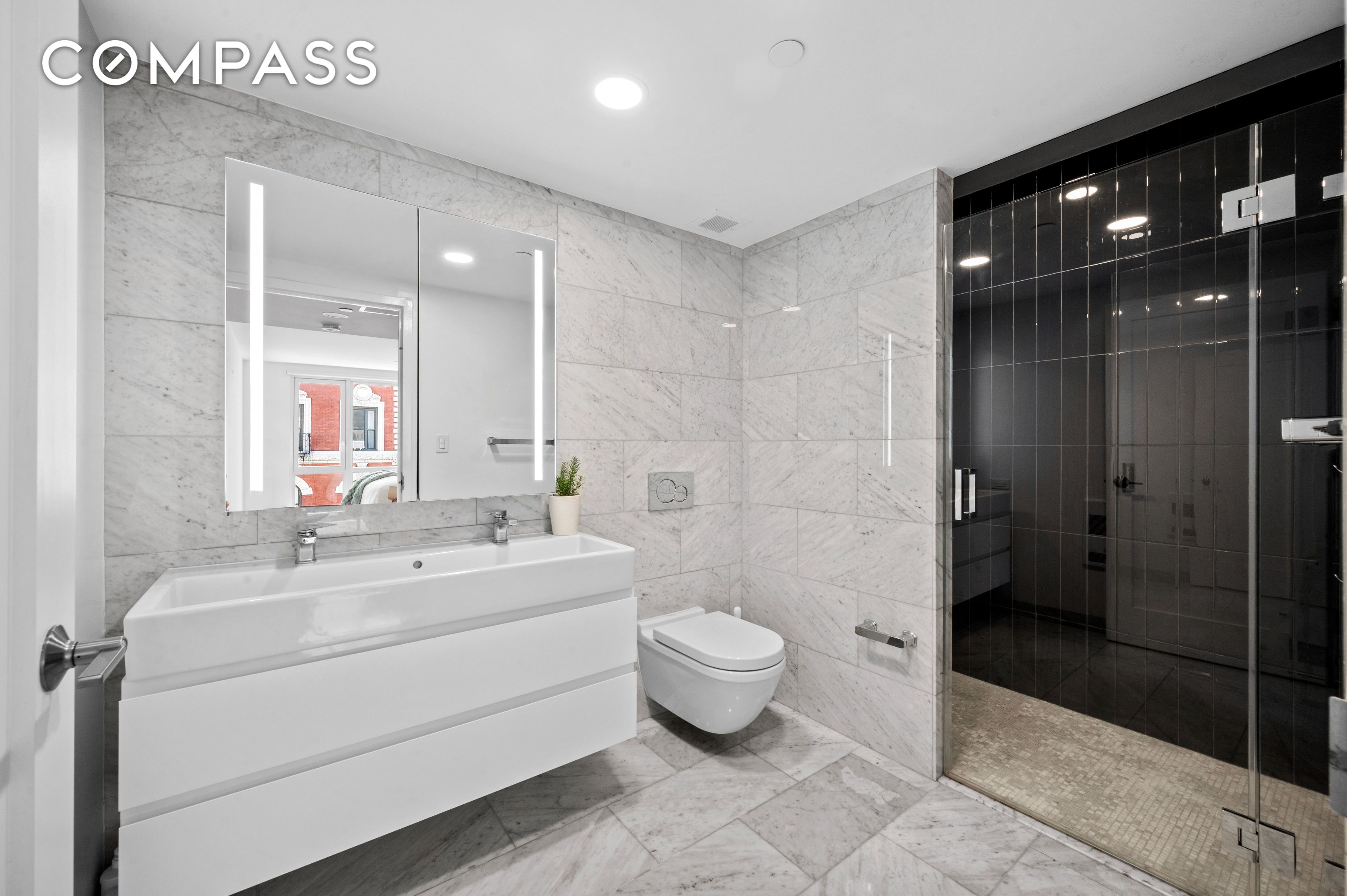 #9 photo, 371 W 123rd Street, マンハッタン Harlem , NY 10027