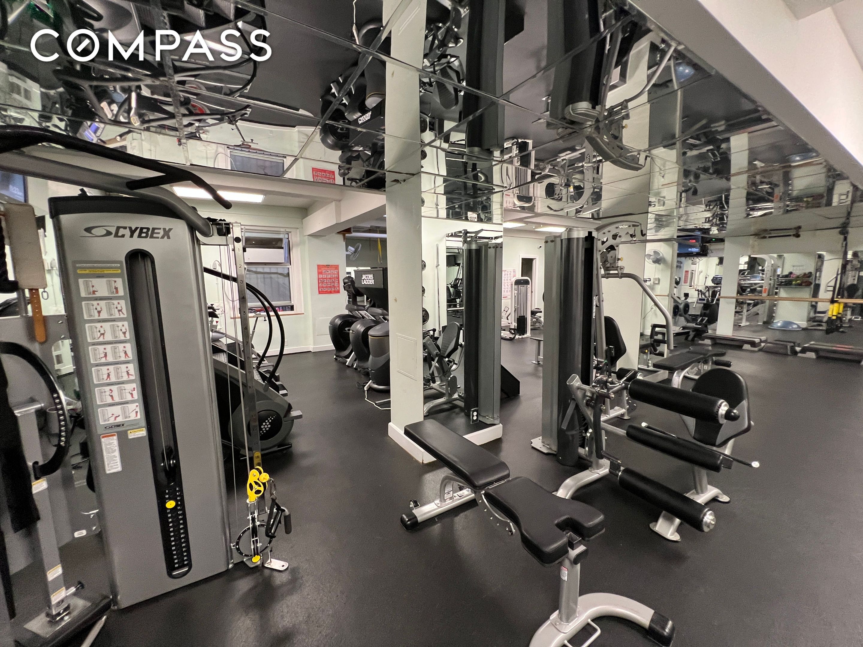 #17 photo, 250 W 94th Street, マンハッタン Upper West Side , NY 10025