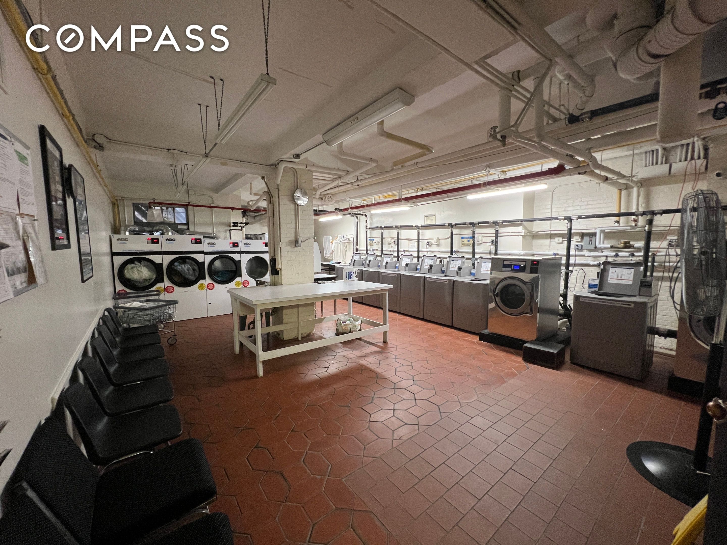 #19 photo, 250 W 94th Street, マンハッタン Upper West Side , NY 10025