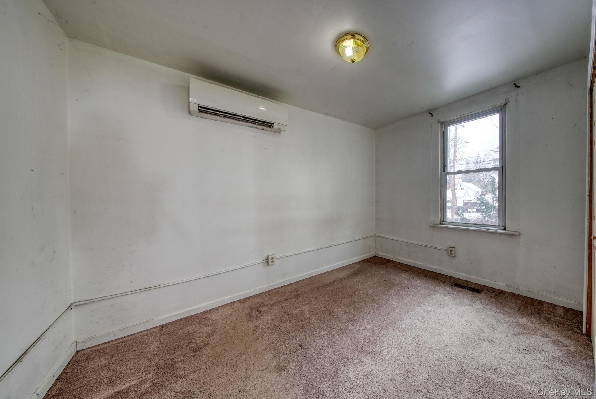 #4 photo, 5 Maple Avenue, Clintondale , NY 12515