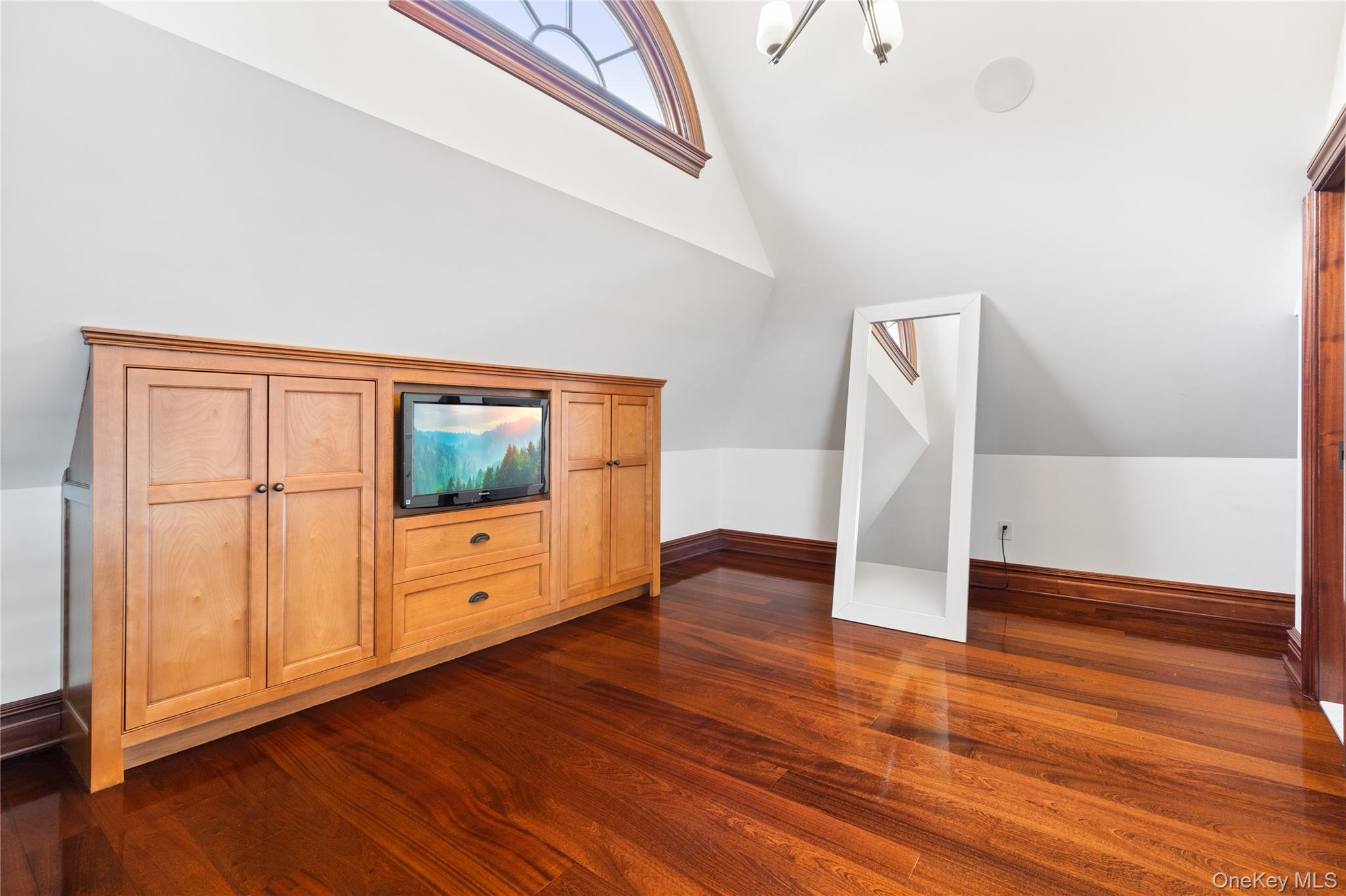 #20 photo, 33 Livingston Avenue, Dobbs Ferry , NY 10522