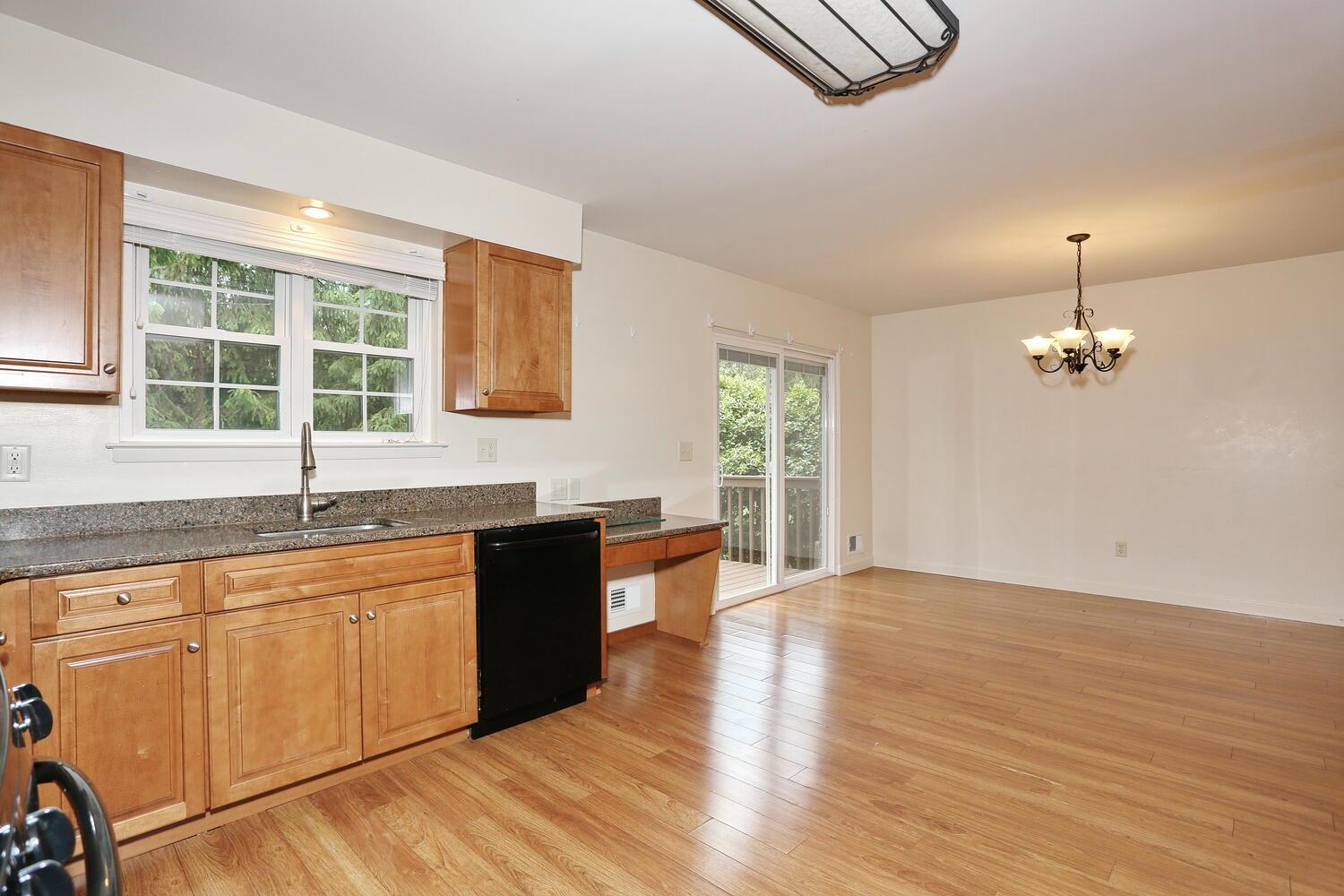 #20 photo, 554 Kensico Court, Suffern , NY 10901