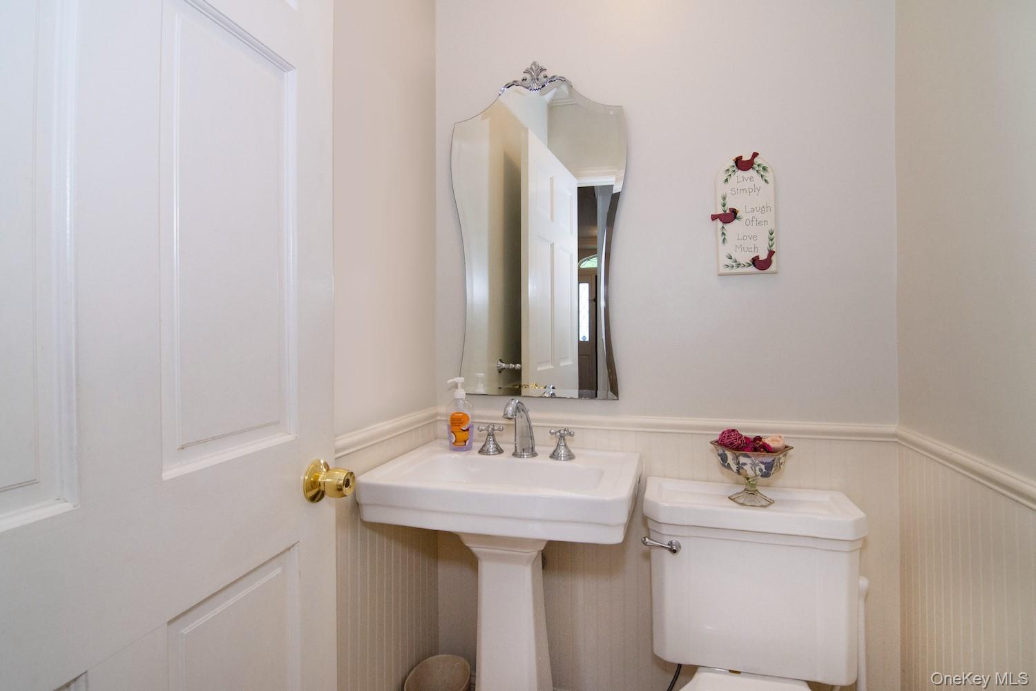 #11 photo, 6 Hazen Street, Pelham , NY 10803