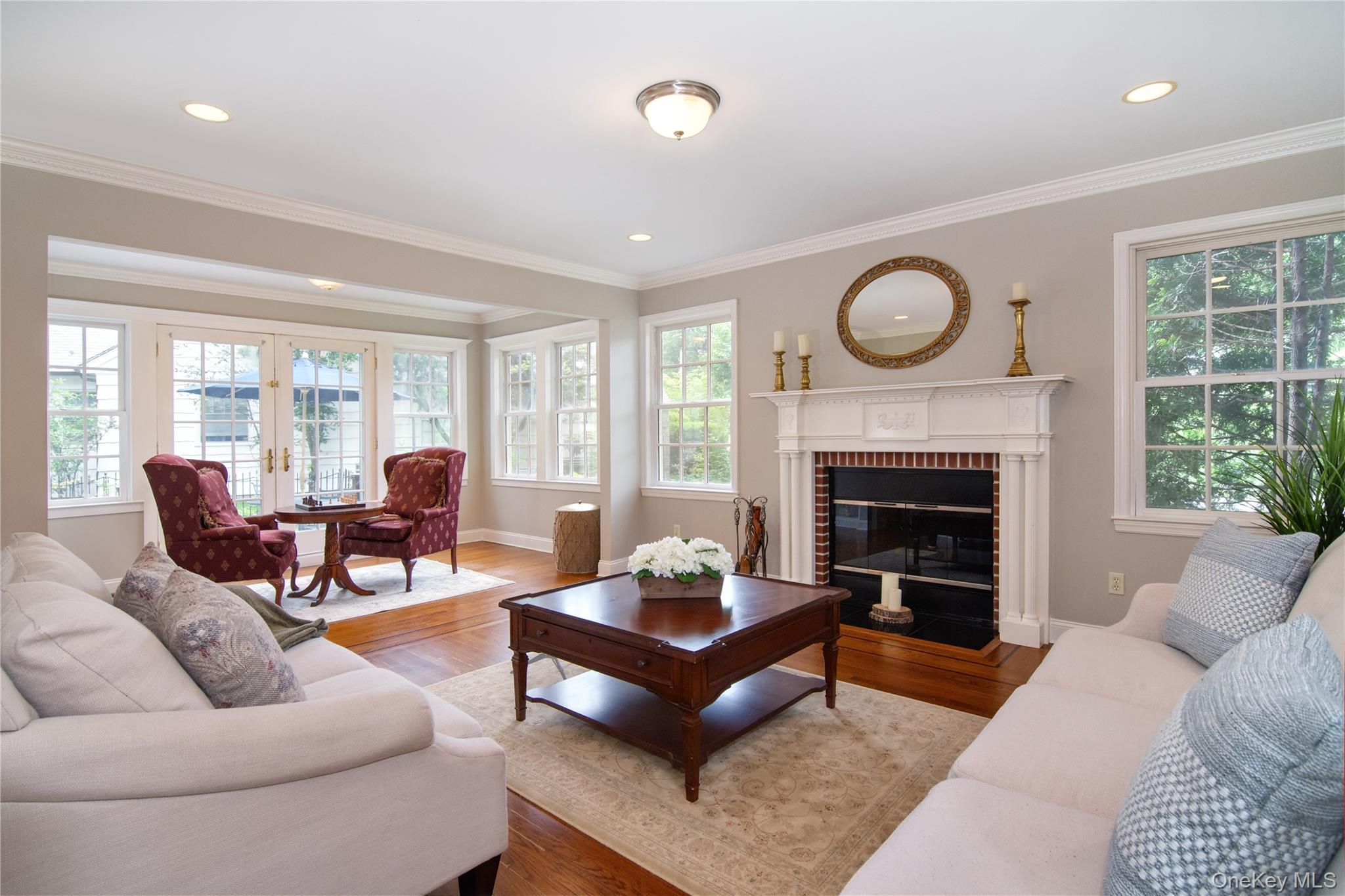 #2 photo, 6 Hazen Street, Pelham , NY 10803