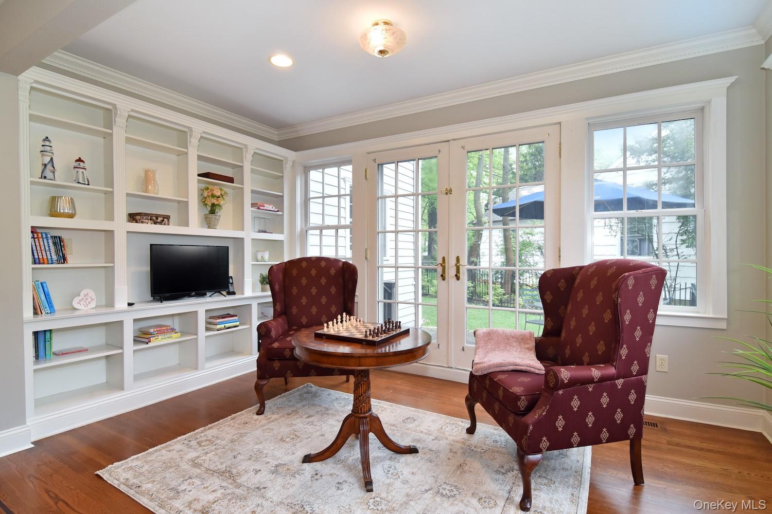 #4 photo, 6 Hazen Street, Pelham , NY 10803