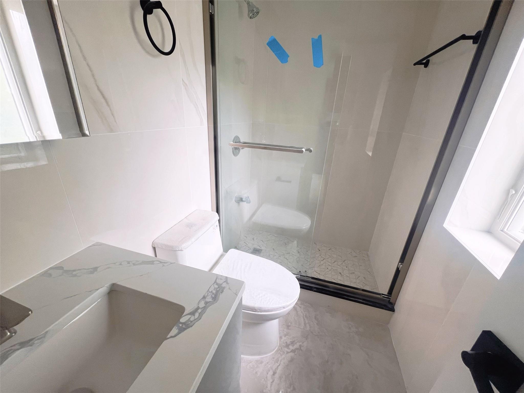 #11 photo, 208-02 47th Avenue, 皇后區 貝塞 Bayside , NY 11361