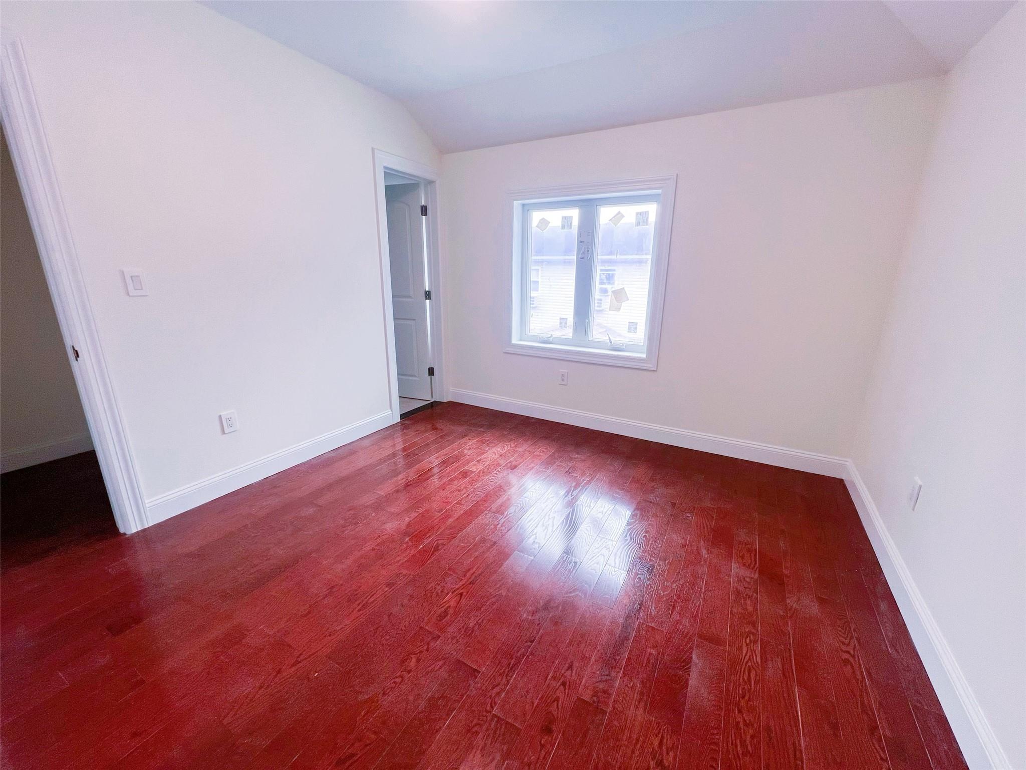 #16 photo, 208-02 47th Avenue, 皇后區 貝塞 Bayside , NY 11361