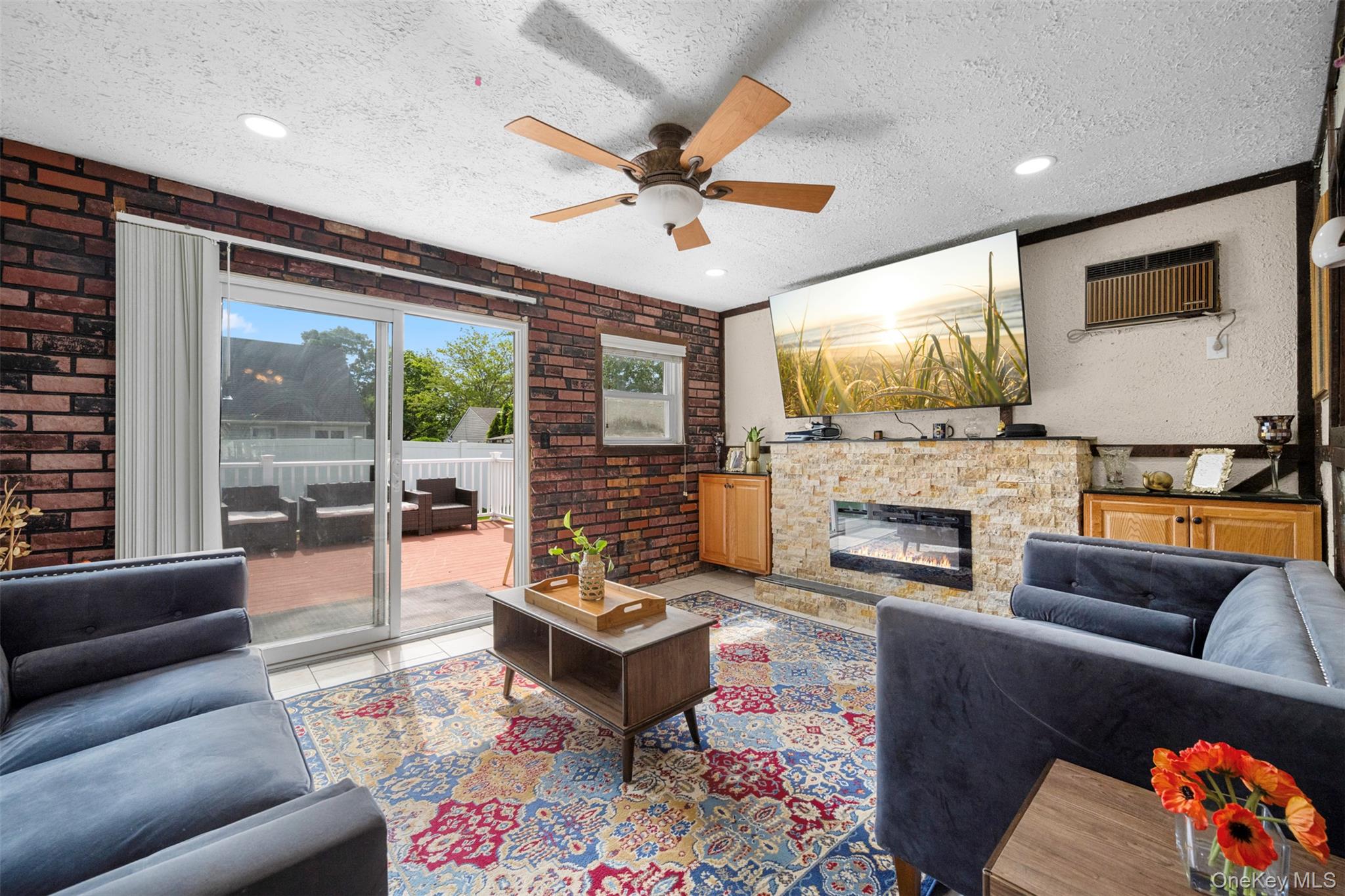 #6 photo, 21 Westgate Road, Massapequa Park , NY 11762