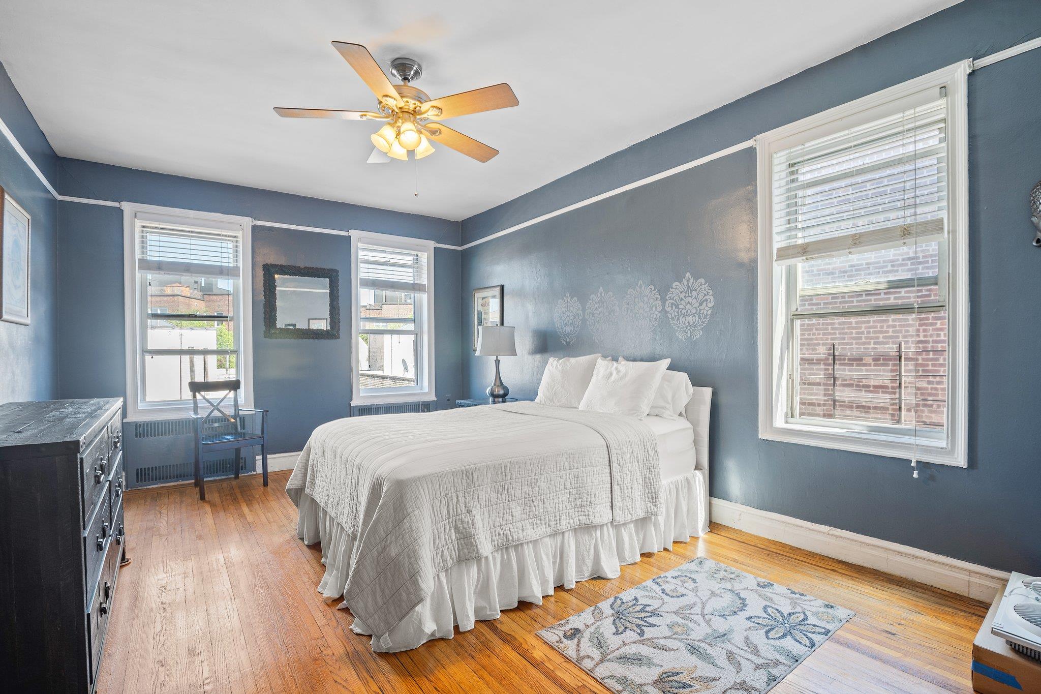 #5 photo, 35-05 72nd Street, Jackson Heights , NY 11372