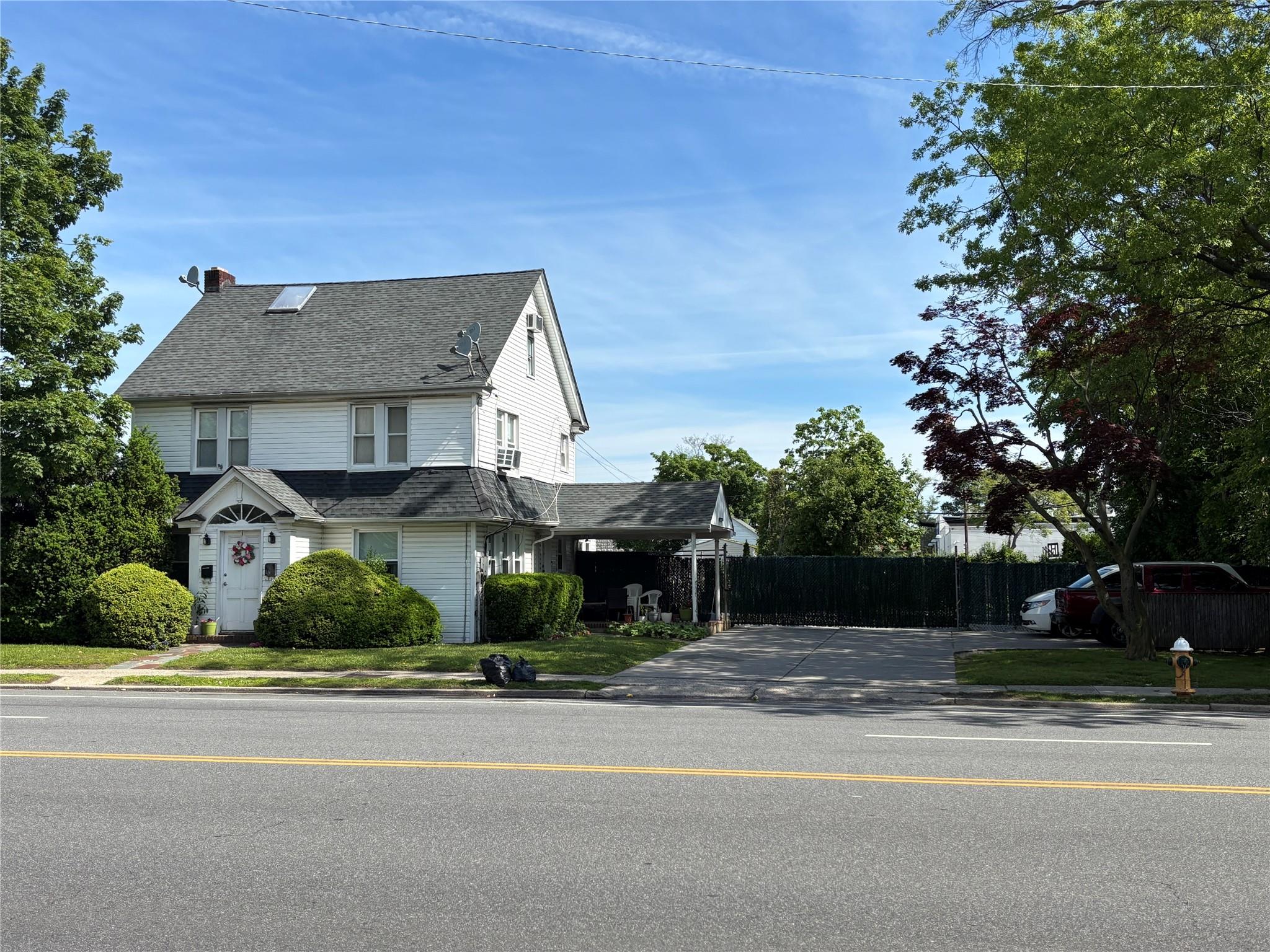 #4 photo, 401 Merrick Road, ナッソー郡 Rockville Centre , NY 11570