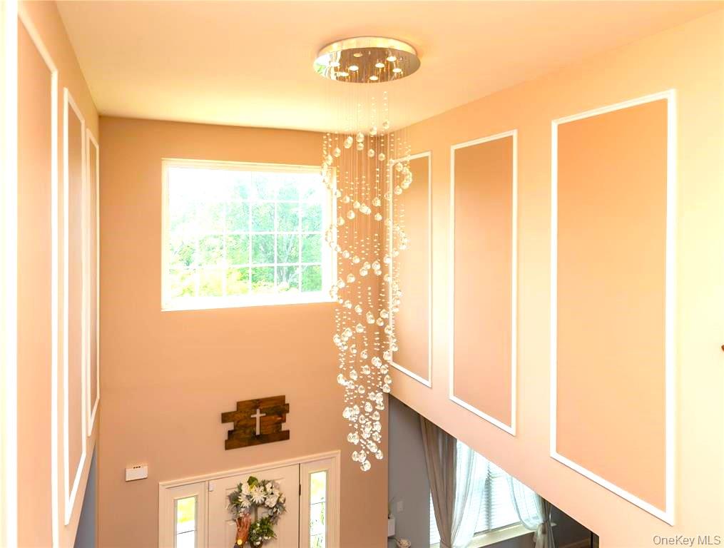 #4 photo, 38 Panorama Drive, New Windsor , NY 12553