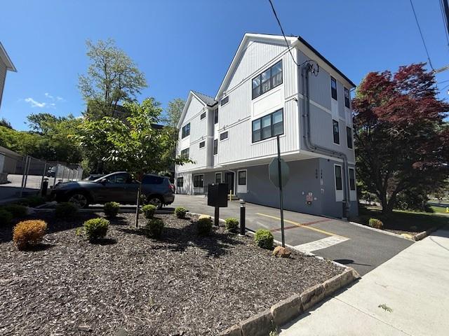 #1 photo, 308 Battle Avenue, White Plains , NY 10606