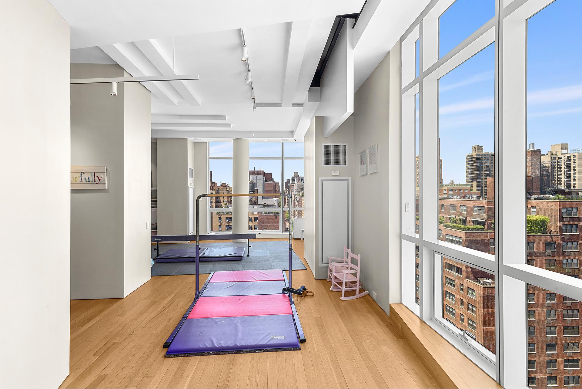 #10 photo, New York City, マンハッタン Lenox Hill , NY 10075