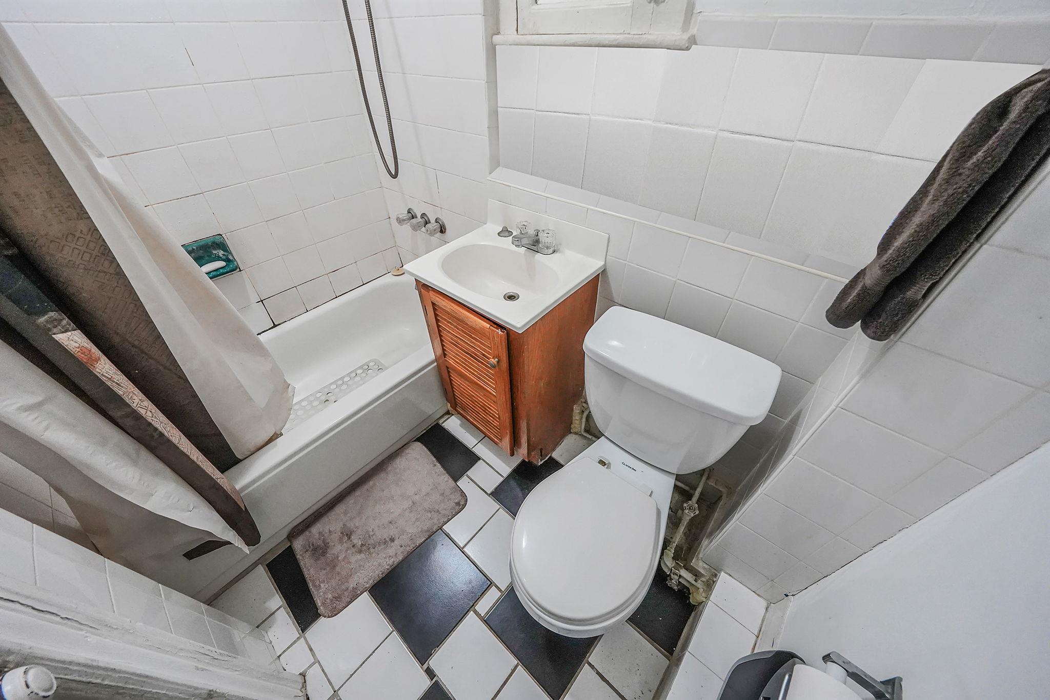 #20 photo, 20 Lamont Court, Brooklyn , NY 11225