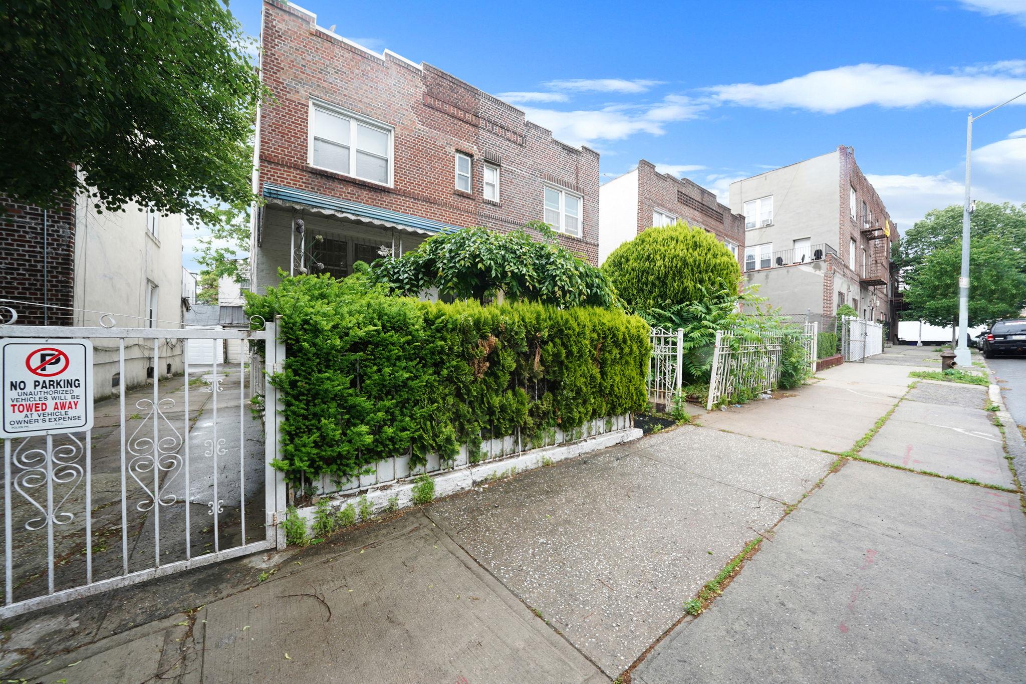 #3 photo, 20 Lamont Court, Brooklyn , NY 11225