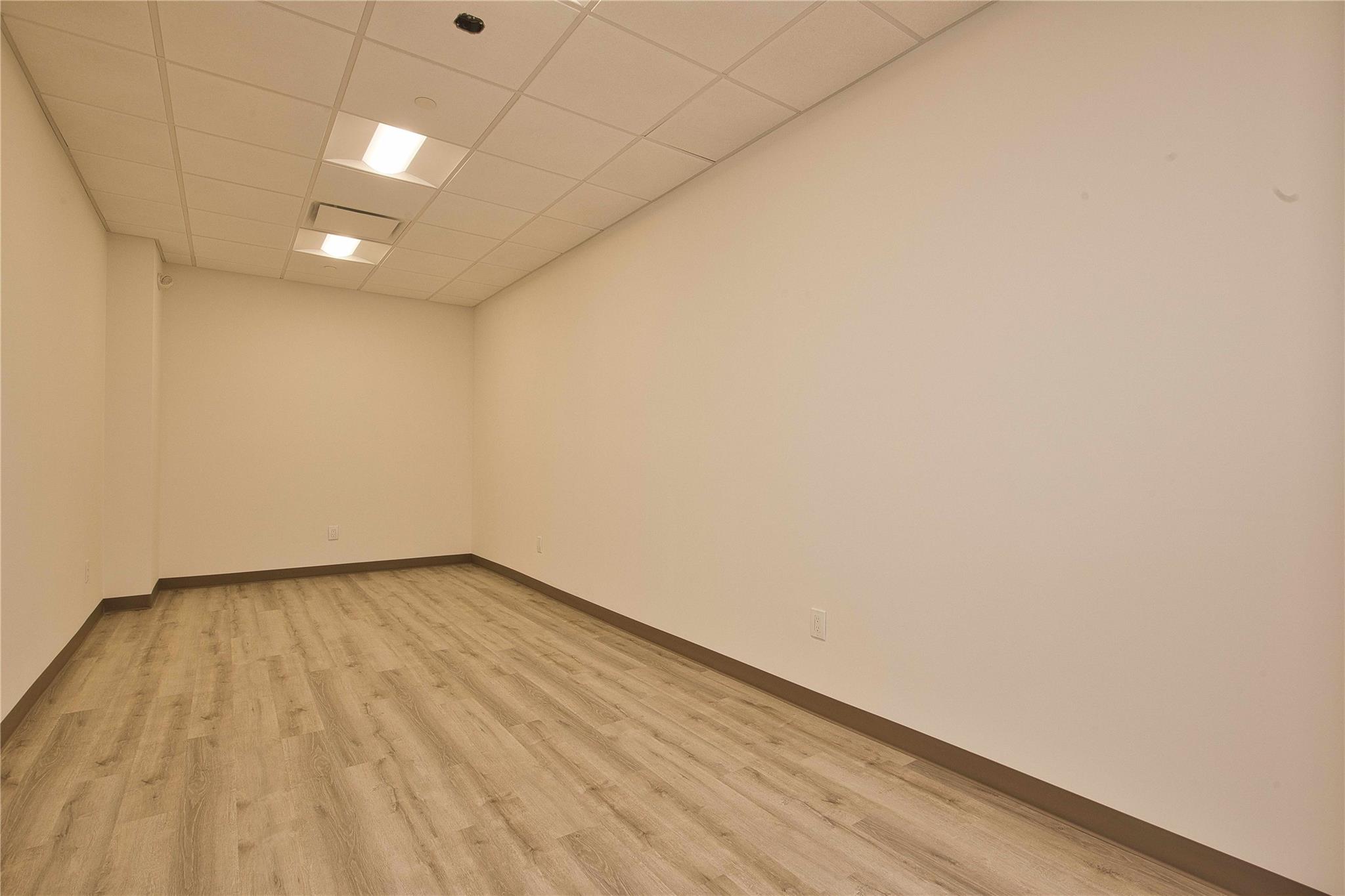 #15 photo, 330 Forest0 Avenue, ナッソー郡 Locust Valley , NY 11560