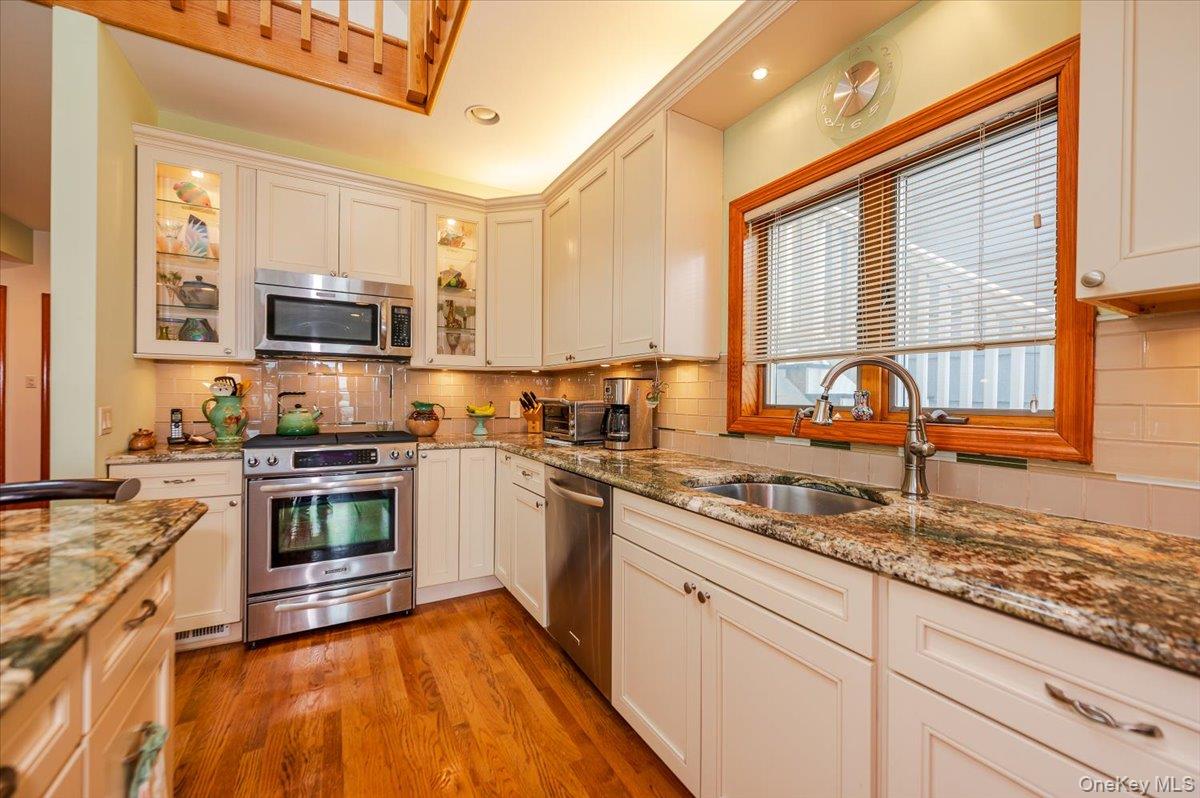 #12 photo, 991 W Park Avenue, ナッソー郡 Long Beach , NY 11561