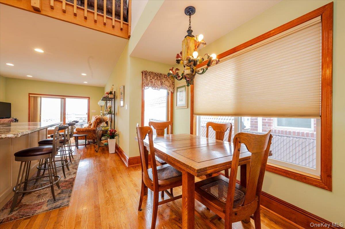 #17 photo, 991 W Park Avenue, ナッソー郡 Long Beach , NY 11561