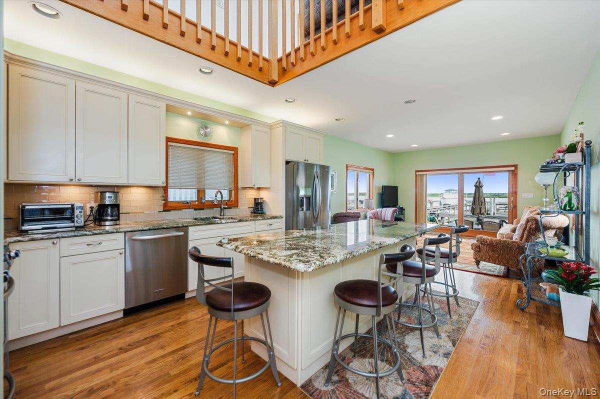 #8 photo, 991 W Park Avenue, ナッソー郡 Long Beach , NY 11561