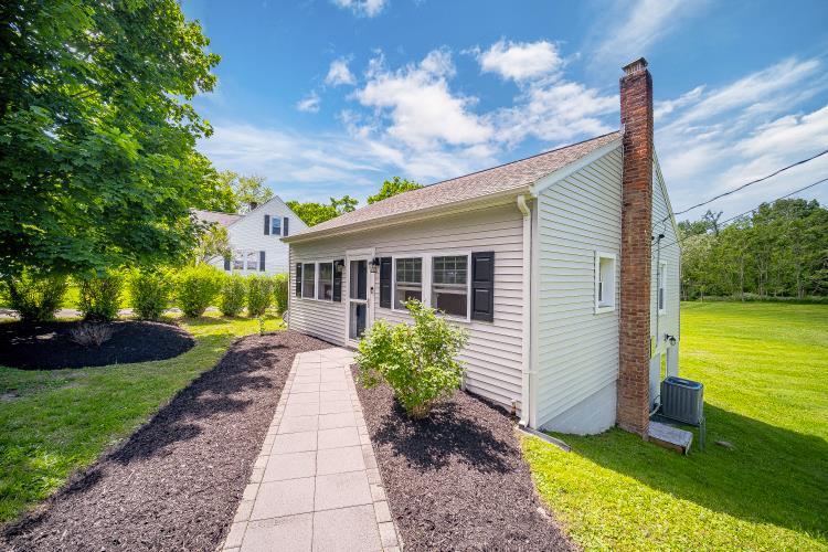 #19 photo, 322 Noxon Road, Poughkeepsie , NY 12603