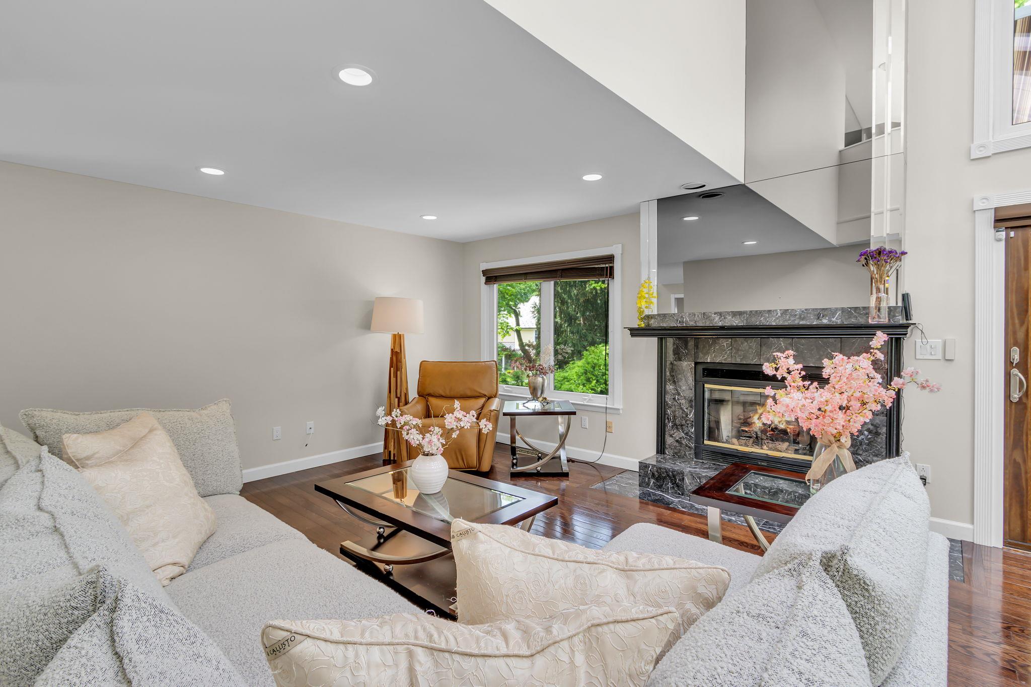 #11 photo, 5 Deer Run, Rye Brook , NY 10573