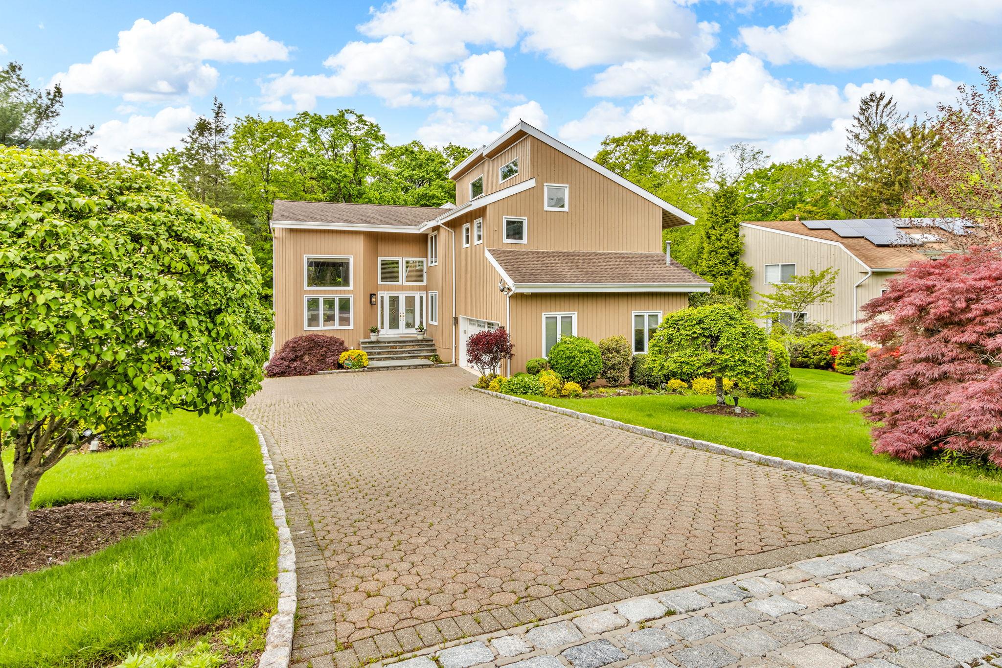 #2 photo, 5 Deer Run, Rye Brook , NY 10573