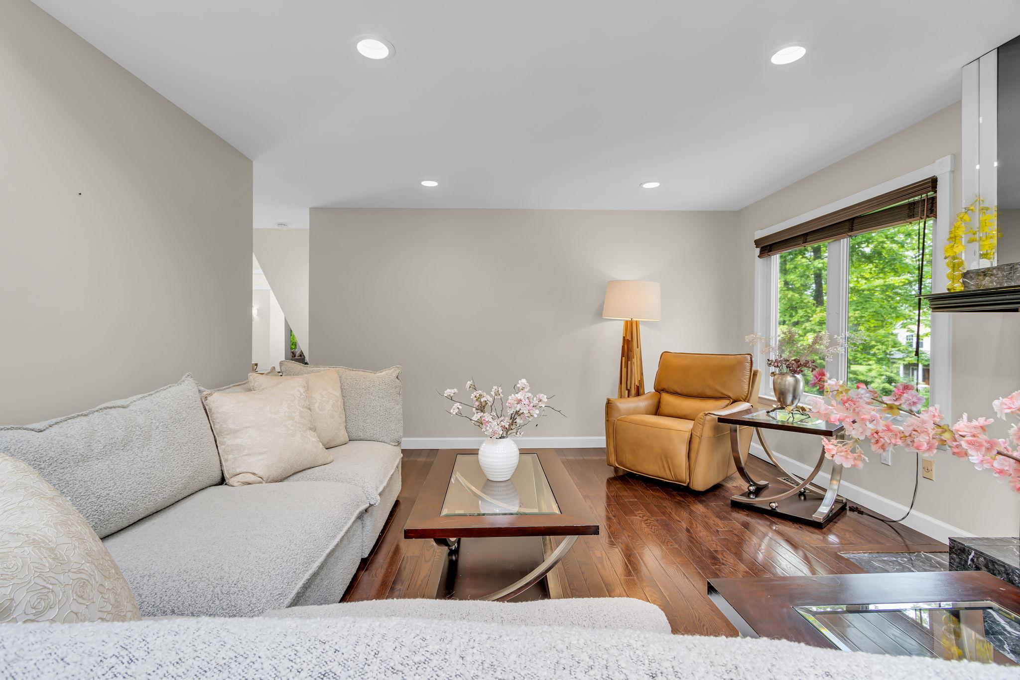 #9 photo, 5 Deer Run, Rye Brook , NY 10573