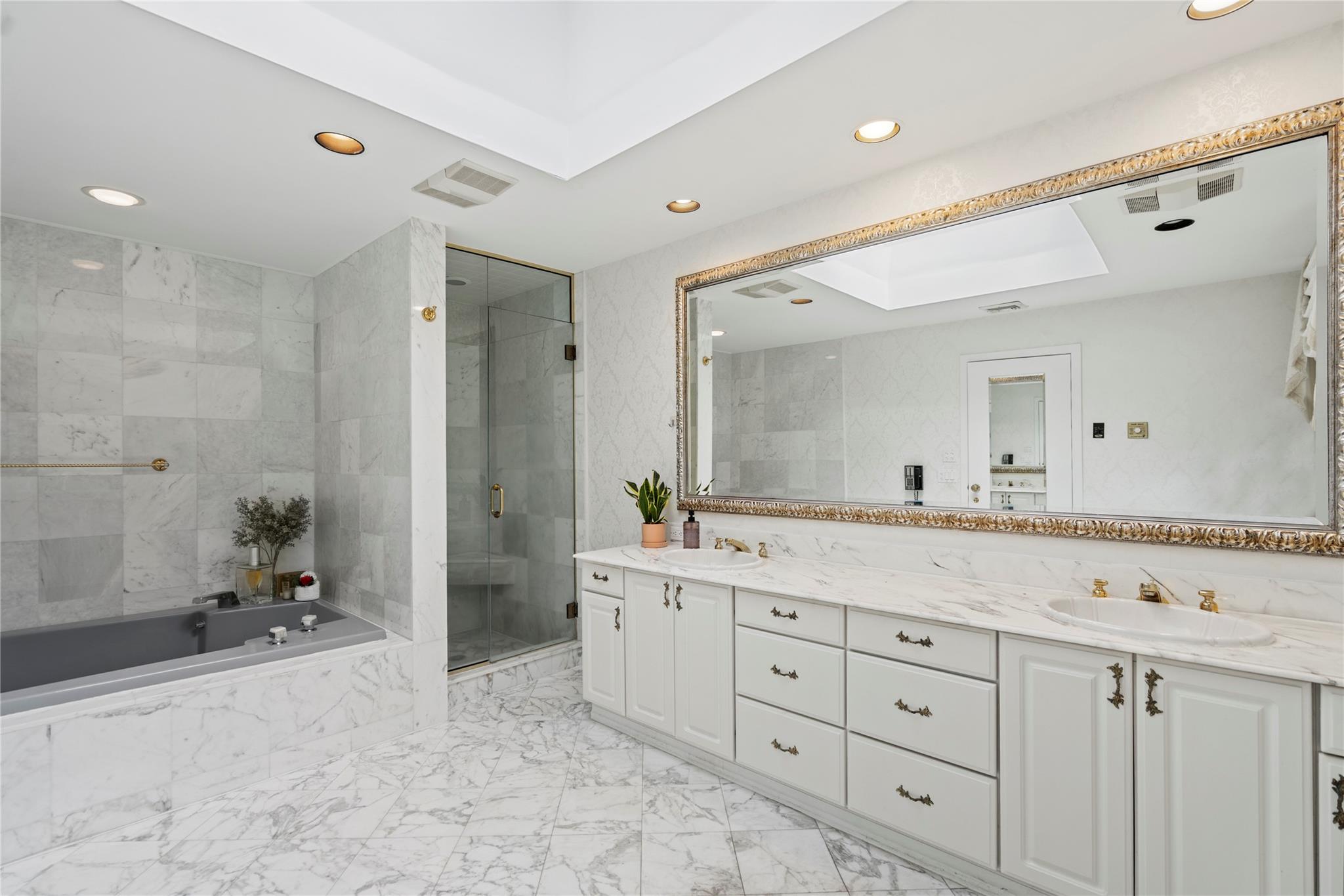 #16 photo, 2 Harbor Court, ナッソー郡 Roslyn Harbor , NY 11576